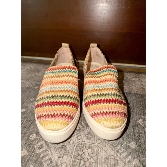 NWT Women's Woven Slip On Espadrille Flats Multicolor Size 7‎ - Picture 2 of 5
